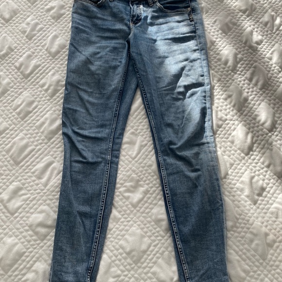 5 pairs of Silver jeans size 28 - Picture 6 of 10